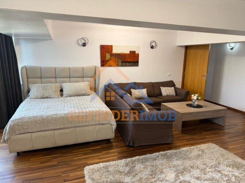 Unirii Apartament de vanzare cu 2 camere, suprafata de 77mp, zona Unirii